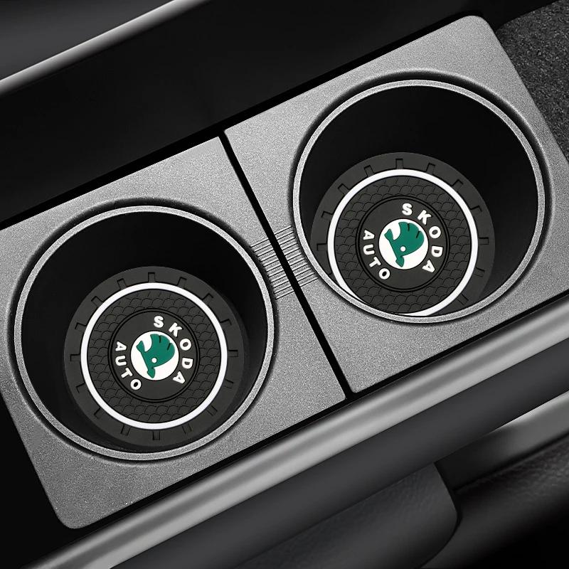 BATJ9 2pcs Carbon fiber Car Coasters Non-Slip Pad Water Cup Drink Mat For Skoda Octavia A5 A2 VRS Vision Kodiaq Rapid Fabia VII Superb