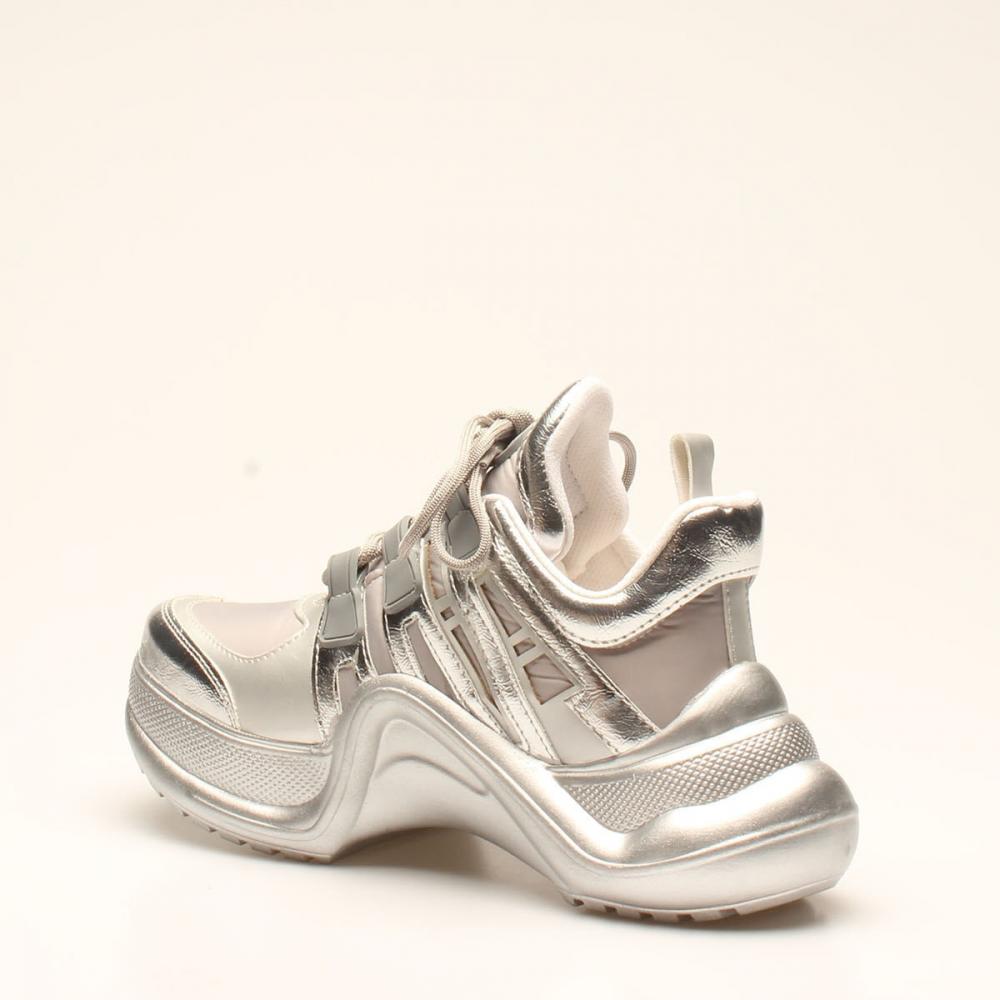 Серебряные женские кроссовки