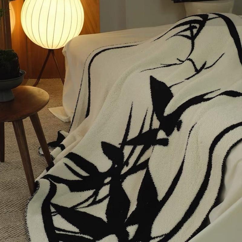 A-Class Bamboo Blanket: National Style Sofa and Bedding Accessory.