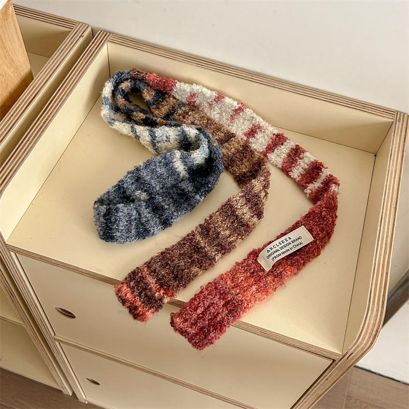 Новый нишевый дизайн, полосатый, цветной, тонкий и узкий, длинный шерстяной шарф для женщин, модный и универсальный, вязаный шарф из пряжи