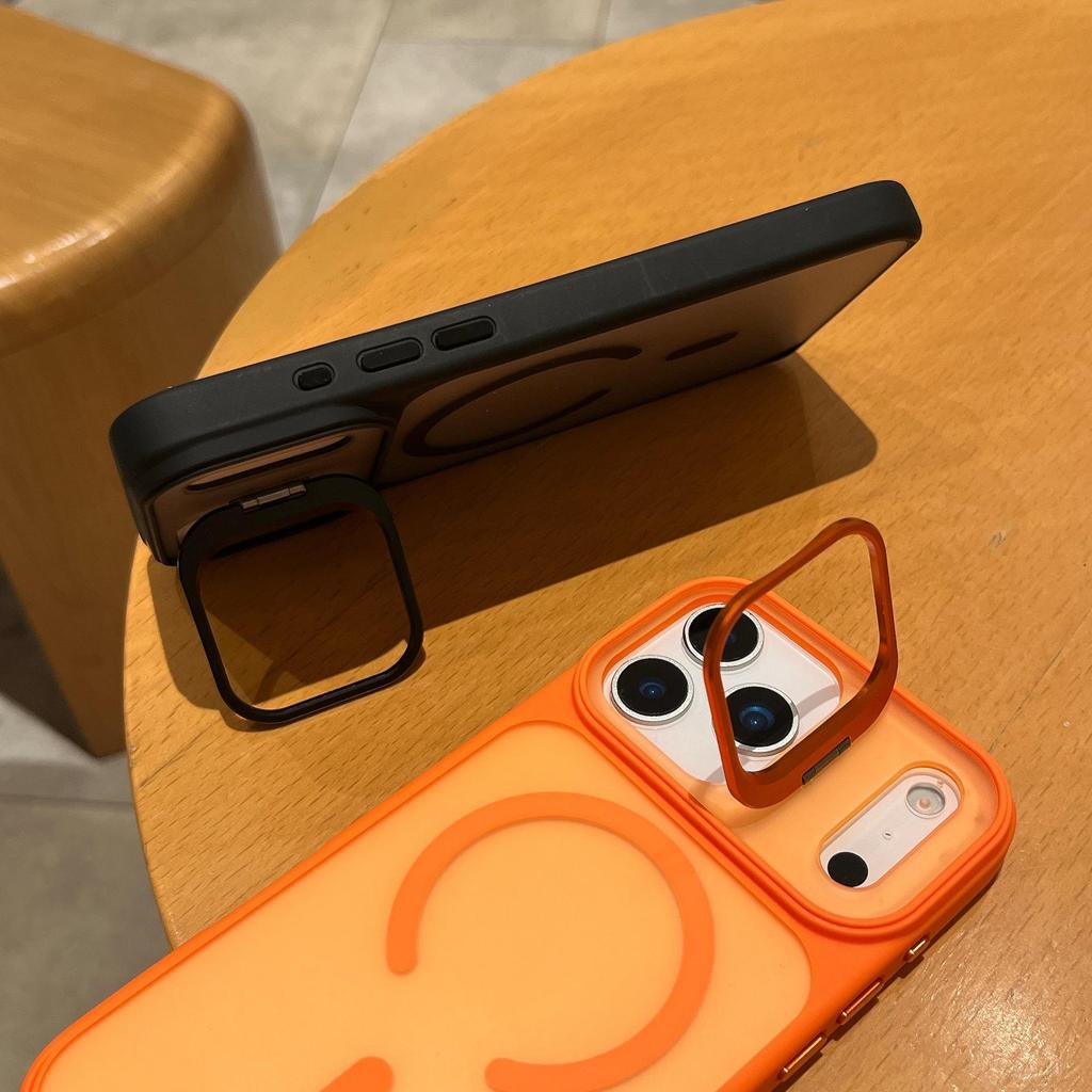 Чехол iPhone 17 Air с Color-Block, ощущением кожи, металлическим креплением для объектива и магнитной адсорбцией для Apple 16/15