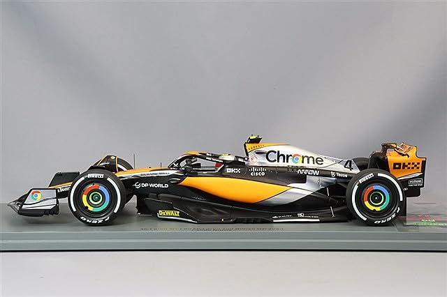 Spark McLaren MCL60 2023 F1 Гран-при Великобритании 2-е место Норрис 1/18 #4 Л.