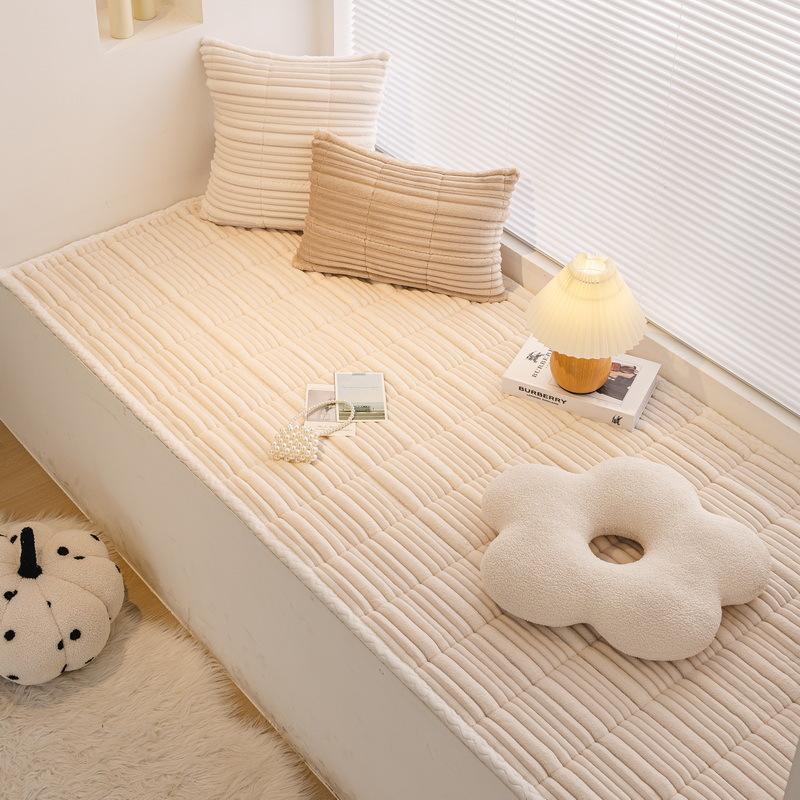 Wholesale Cream Wind Bay Window Mat, Window Sill Mat, Winter Thickened Balcony Seat Cushion New Bay Window Transformation Artifact