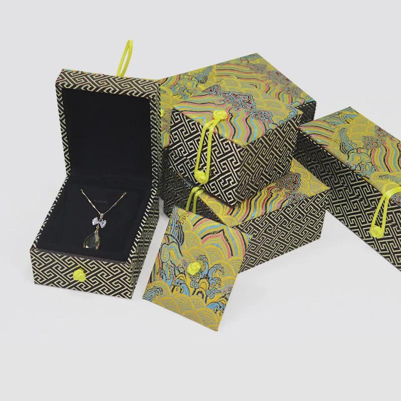 Винтажная шкатулка для драгоценностей из нефрита - Кованая застежка для колец, подвесок, браслетов и парчи