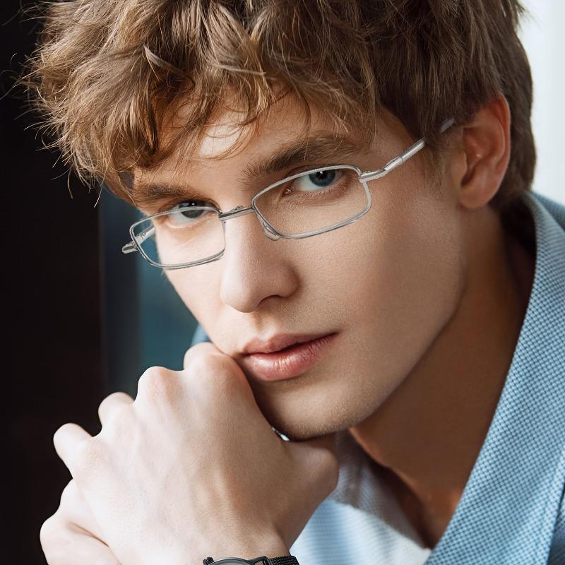 1pc Metal Retro Comfortable Reading Glasses Foldable and Retractable Design Exquisite Compact and Practica