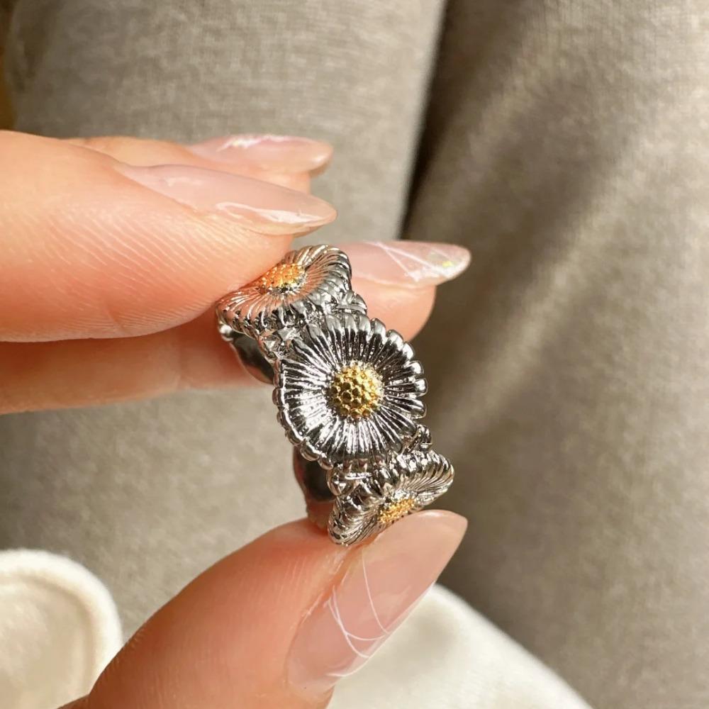 Italian Handmade Brushed Bicolor Gold Daisy Ring Adjustable for Women Couple