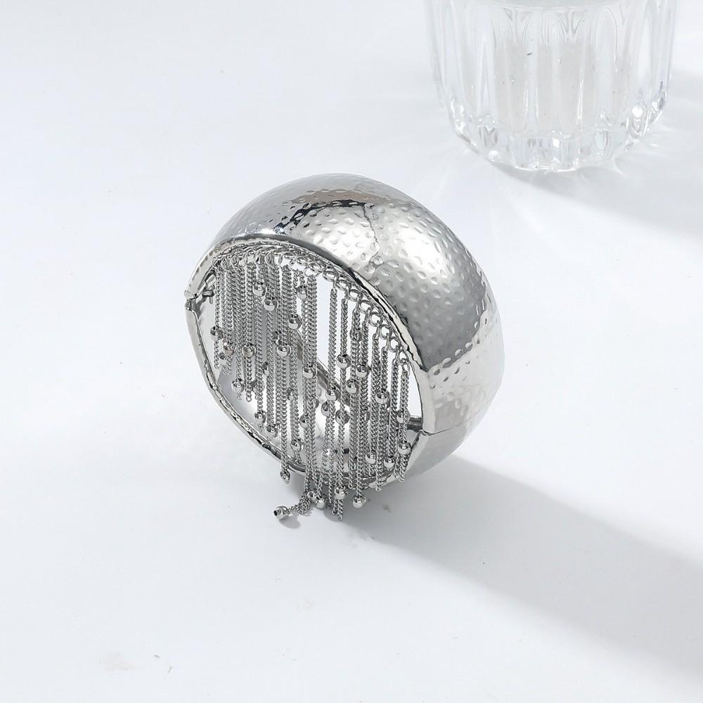 Silver-Tone Plated Tassel Cuff Bracelet Vintage Fringe Wristlet Fashion-Forward Women