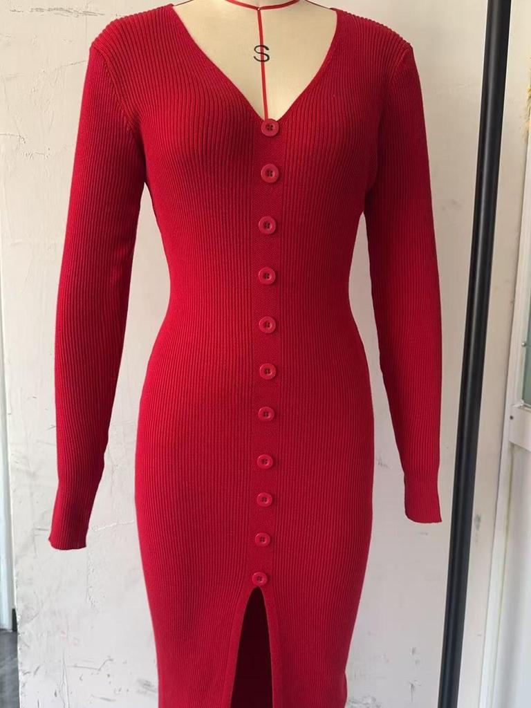 Платье миди с V-образным вырезом, разрезом, однобортное, вязаное, облегающее