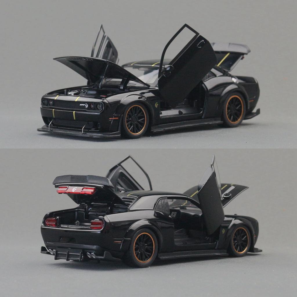 1/32 Игрушечная машина Dodge Challenger SRT Hellcat для детей, Суперспортивная модель, Металлическая машинка, Миниатюра, Звук и Свет, Коллекция, Подарок