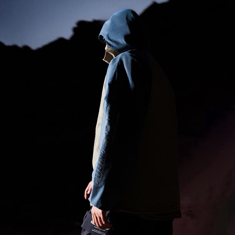 Многофункциональная защитная ветровка Li Ning CF Su Wan Long Jia Series, теплая куртка для кемпинга на открытом воздухе с цветными блоками, с капюшоном и застежкой-молнией AFDT821-2