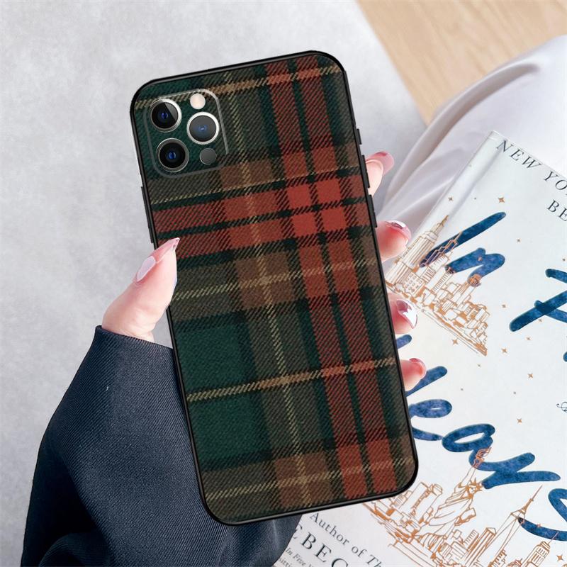 Теплый чехол-плед в шотландскую клетку для iPhone 14 15 16 Pro Max 12 13 Mini 11 Pro Max XR 15 16 Plus 16e Обложка Coque