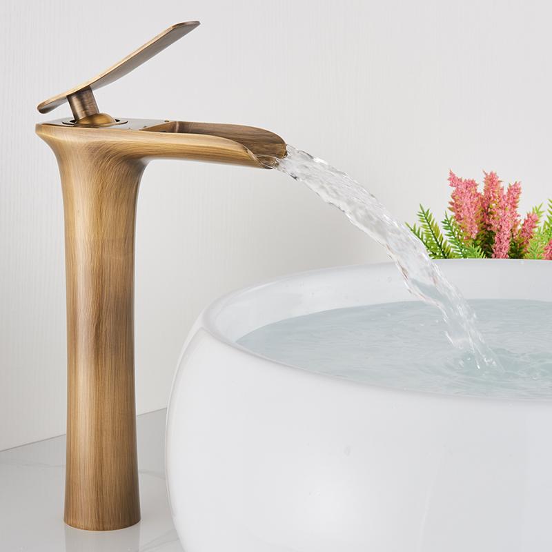 Белый хром Смесители для раковины Водопад Смеситель для ванной комнаты С одной ручкой Смеситель для раковины с горячей и холодной водой Раковина для ванны Водяной кран для ванной комнаты