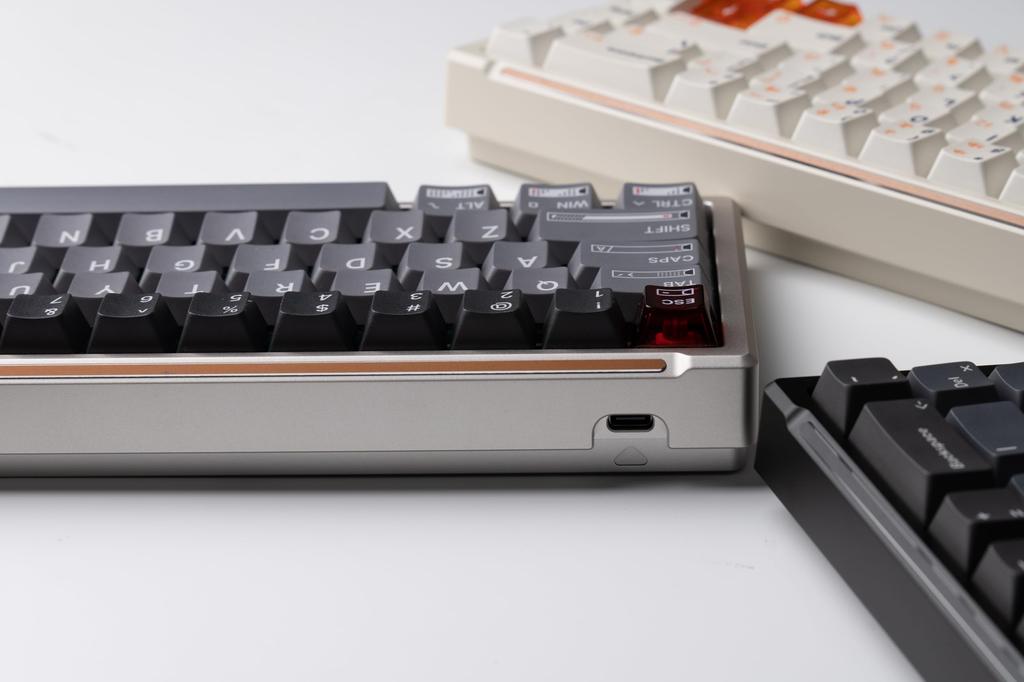 LUMINKEY Magger 68 HE Professional White Japan Authorized Dealer Warranty Rapid Trigger Gaming Keyboard Full Aluminum Body 8000hz RGB Wired USB