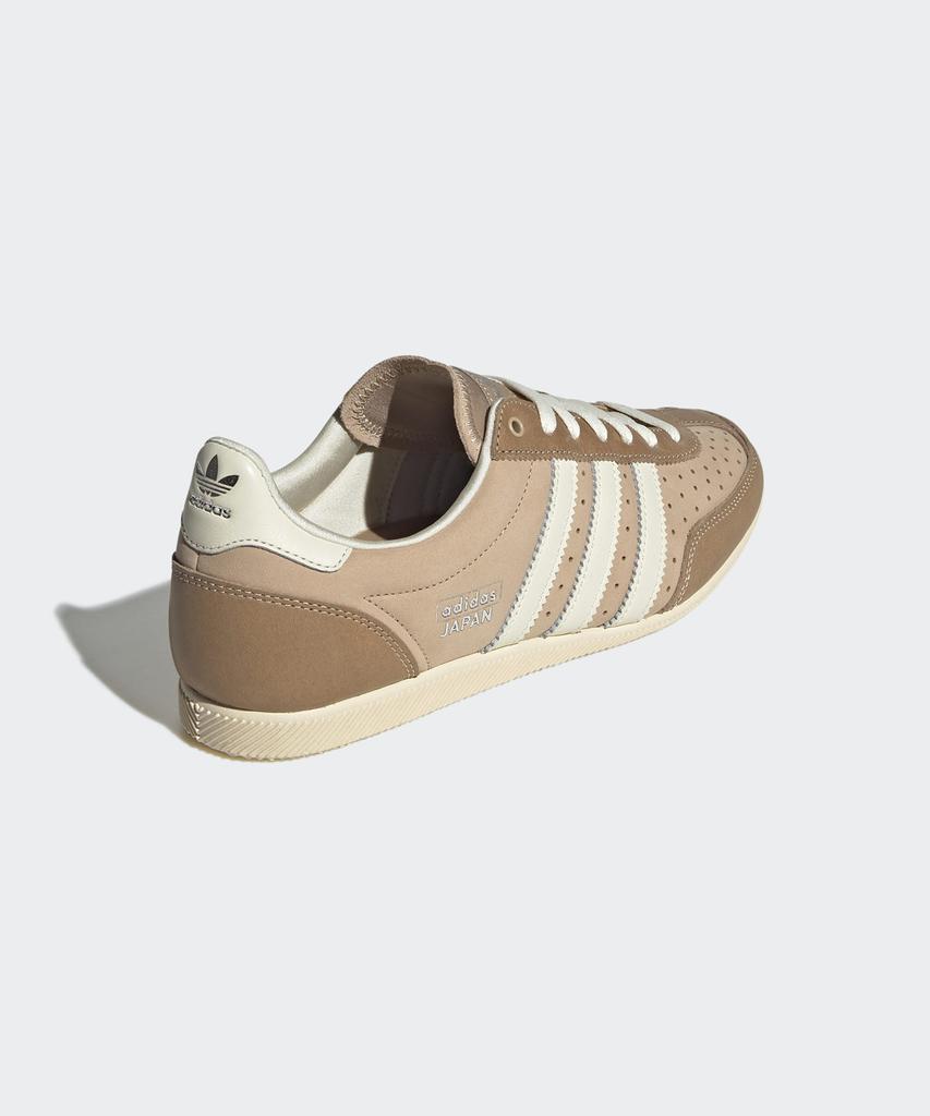 adidas Япония - Теплый песчаник / Js0253