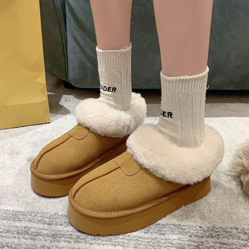 Меховые цельнолитые с толстой подошвой зимние ботинки женские 2025 новые зимние набивные утолщенные хлопковые туфли нескользящие теплые пушистые туфли