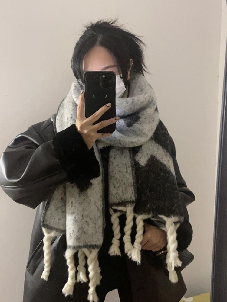 F Word New Mohair Braided Scarf Women's Winter Shawl Thickened High-end Warm Plush Scarf