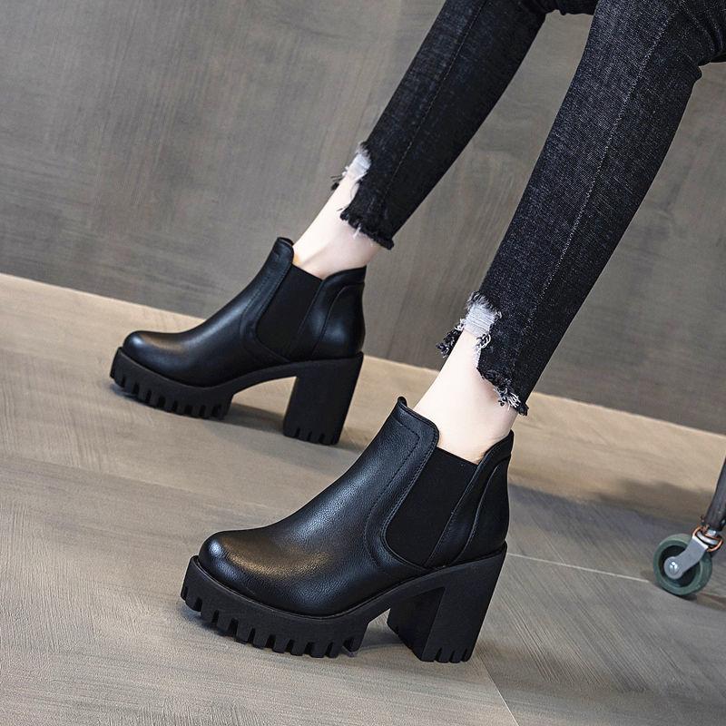 Martin Boots Women's British Style 2025 Autumn and Winter New Thick Heel Platform Fashion Versatile Short Boots Velvet High Heel Boots