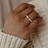 Европейское Стильное Корейское Овальное Кольцо с Имитацией Жемчуга - Титановая Сталь