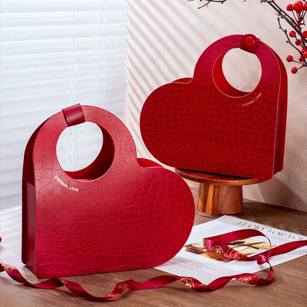 2pcs Heart Shaped Handle Gift Boxes Paper Treat Boxes Cardboard Boxes with Lid Bridesmaid Box Ornaments Gift Boxes Party Favor Boxes Storage Box