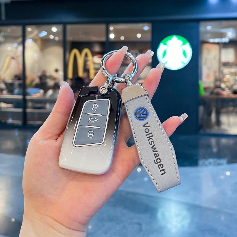 Чехол-держатель для ключа автомобиля VOLKSWAGEN Для VW Volkswagen Polo Golf Passat Beetle Caddy Tiguan Skoda Octavia Kodiaq Seat