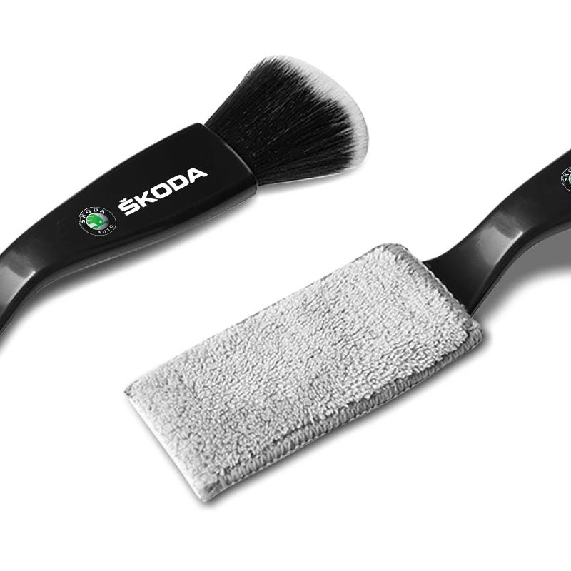 Car Interior Cleaning Soft Brush Tool Dust Remover Emblem For Skoda Fabia Superb Yeti Octavia Kodiaq Mk3 A4 A6 Auto Accessories  ZJ9