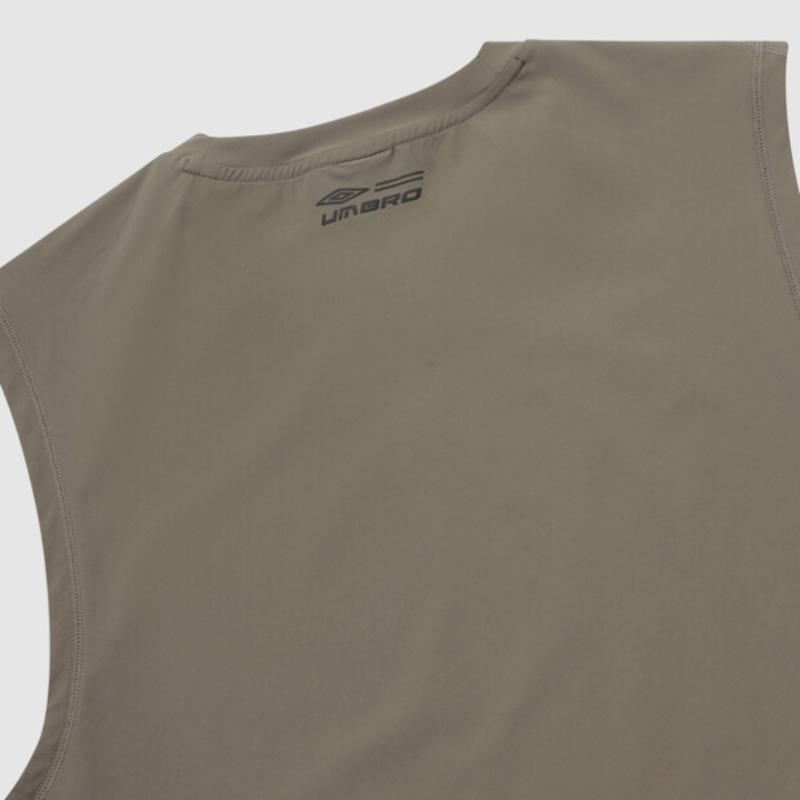 Umbro Универсальная охлаждающая футболка без рукавов TricoT Dbr Ur121ssl21