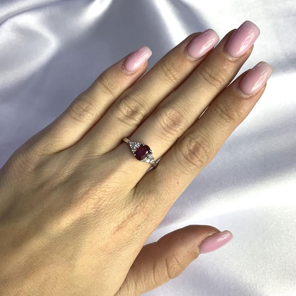 Серебряное кольцо с натуральным рубином 1.397ct, вес изделия 2,82 гр (2058045)