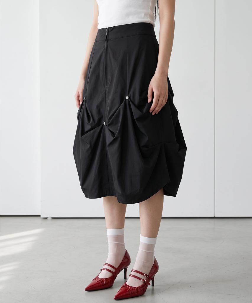 Dilettantism Rivet Drape Cocoon Skirt (Bk)