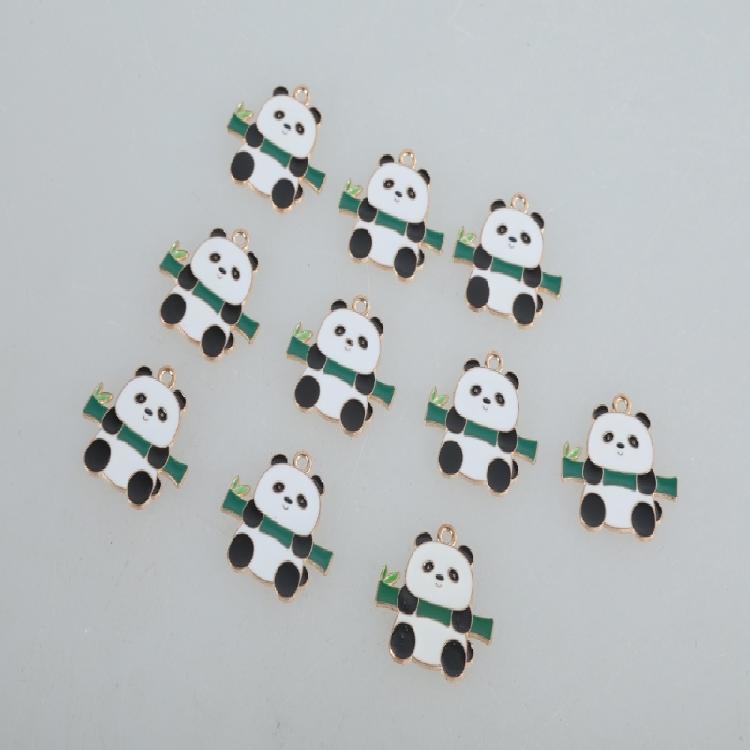 Set Of 10 Panda Charm Fashionable Accessories Cartoon Animal Pendant for Handmade Necklaces Bracelets Jewelry Supplies