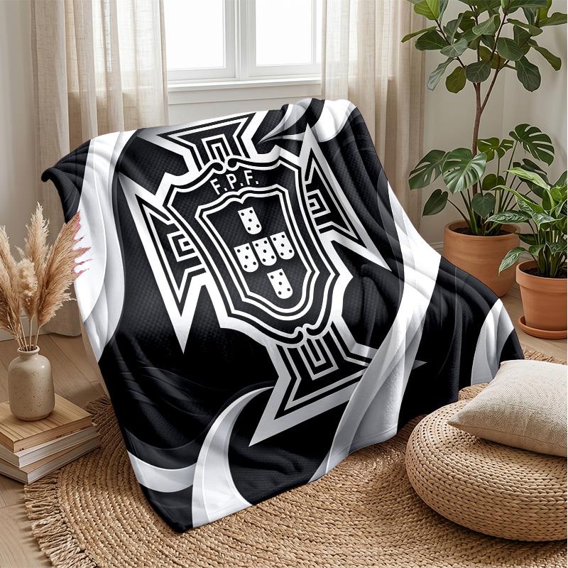 Portugal Football Printed Flannel Blanket Skin Friendly Warm Decorative Throw for Indoor Couch Bed Daily Use