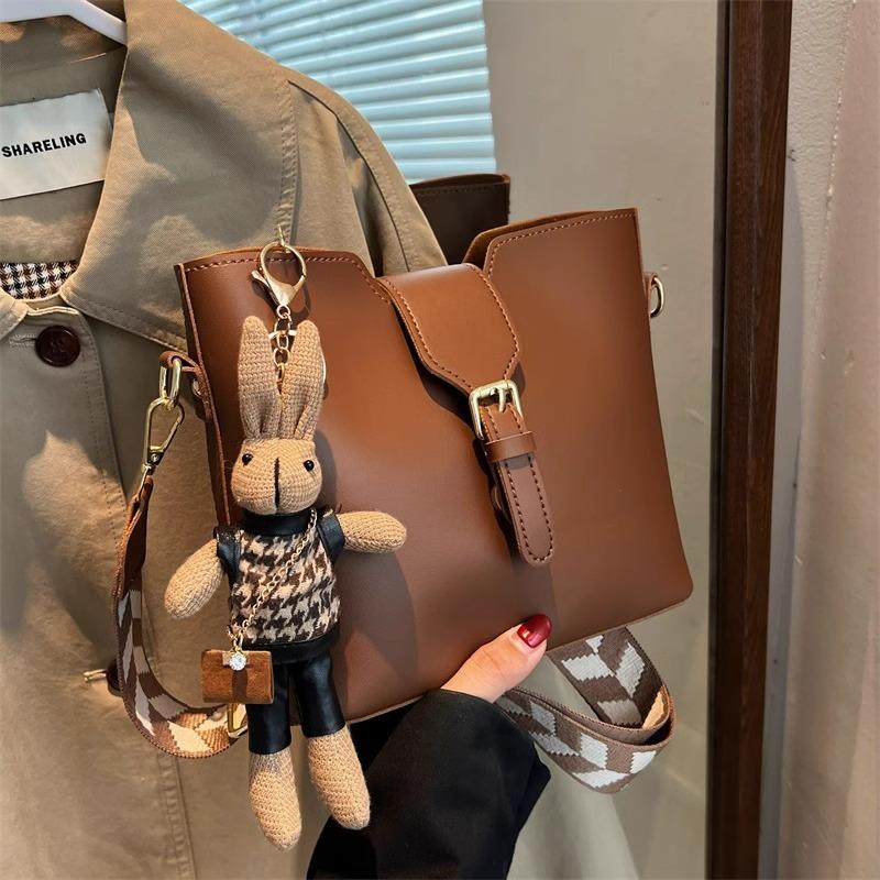 Customized Large-capacity Bag Women's 2025 New Autumn and Winter High-quality Textured Messenger Bag Retro Versatile Portable Bucket Bag