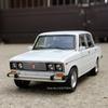 1/24 LADA 2106 Литая модель автомобиля из сплава Игрушка Металлический корпус Двери Открываются Игрушечная машина Оттянуть Назад Звук Свет Резиновые шины Транспортное средство Подарок для мальчика