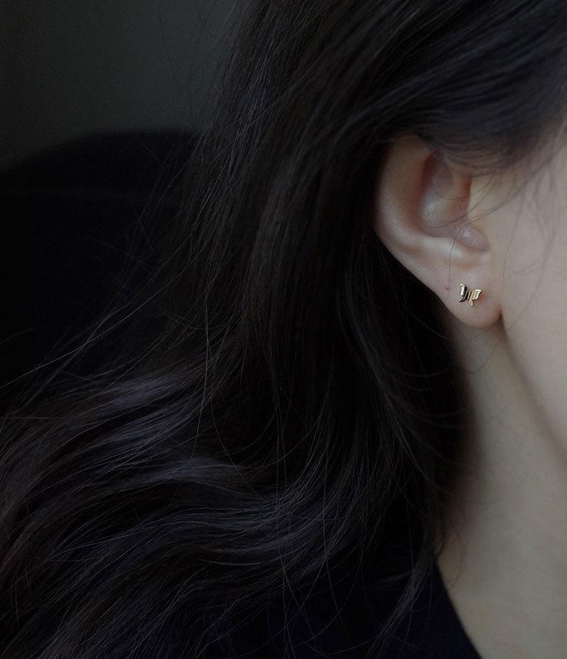 Глянцевые бабочки Простые и милые серьги Новый стиль в Новом году