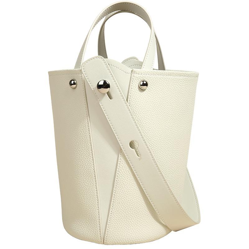 Advanced sense of foreign gas bucket bag women's 2025 new commuter vegetable basket bag portable shoulder messenger women's bag