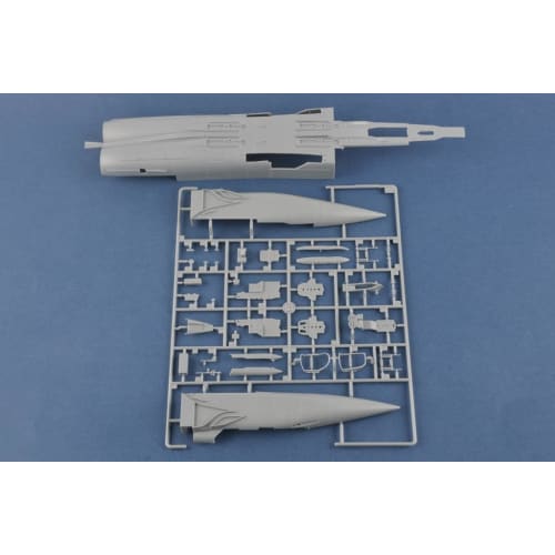 Hobby Boss 1/48 Scale Aircraft Series Russian MiG-31BM Fighter with KH-47M2 Supersonic Cruise Missiles and Kinzhal Plastic Model Kit 81770