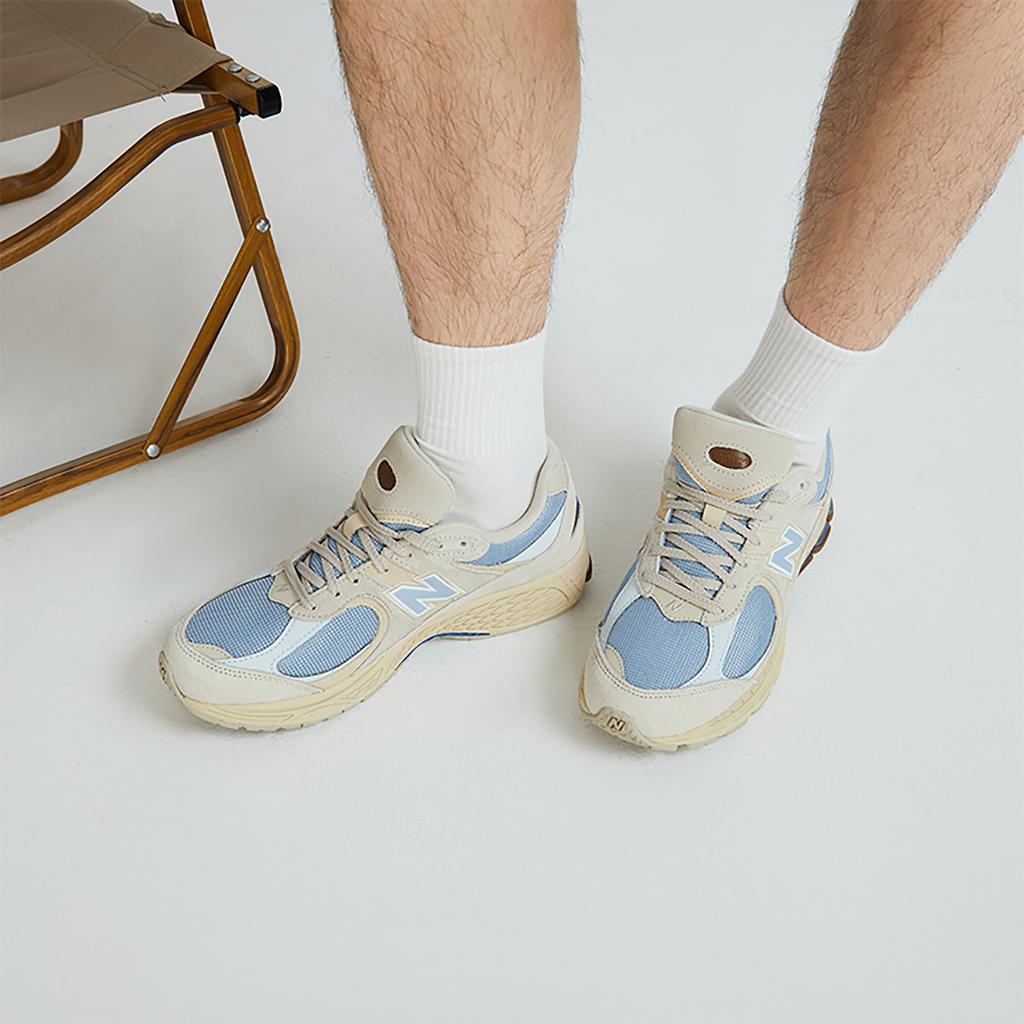 New Balance 2002R Sandstone Timberwolf Унисекс Кроссовки Кремовый Светло-Арктический-Серый M2002RBZ