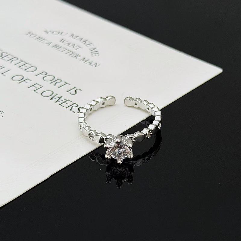 Нежный характер Одиночный бриллиант Простое кольцо с бриллиантом Открытое кольцо Женское Кольцо на указательный палец для работы Нишевый дизайн Чувство стиля