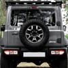 3D Металл Для Suzuki Jimny Значок на Решетку Радиатора Передний Эмблема Задняя Крышка Багажника Наклейка на Кузов SUV 4X4 Внедорожник Креативный Декоративный Аксессуар