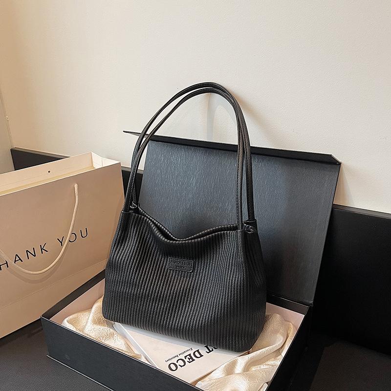 Ретро-сумка из искусственной кожи для женщин, универсальная простая дорожная сумка через плечо, женская плиссированная сумка-тоут, новая