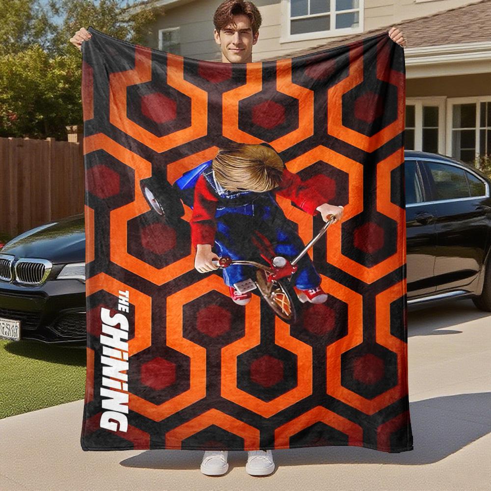 1pc THE SHINING TRICYCLE Outdoor Flannel Blanket Soft Plush Decor for Picnics, camping,Bedroom, Playroom, or Lunch Break, Perfect Gift