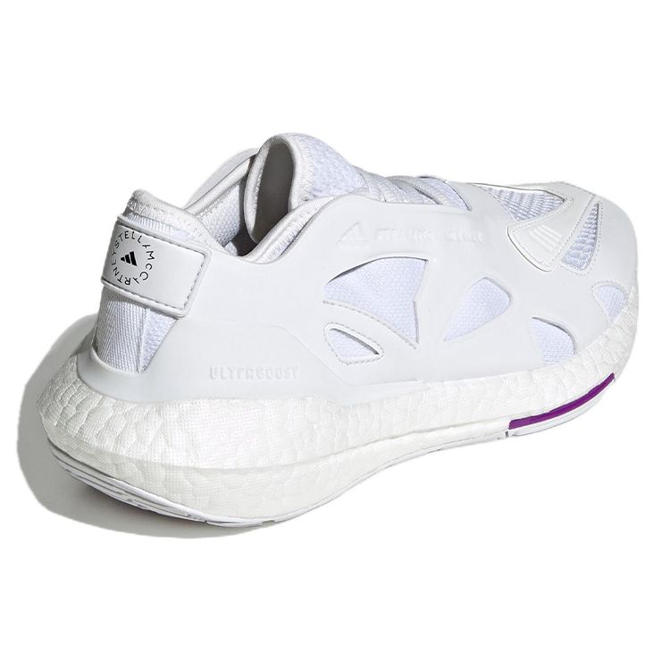 Stella McCartney x adidas UltraBoost 22 Cloud White Женские кроссовки Core-Black GY4408
