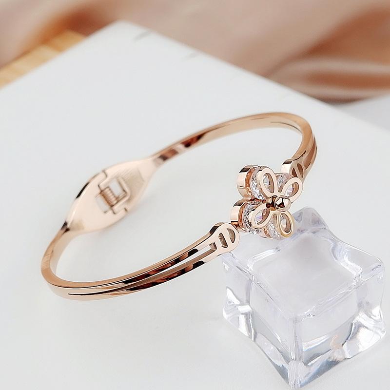 316L Stainless Steel Zircon Flowers Personality Bracelet Korean Version Simple Ladies Bracelet Jewelry Accessories Gift
