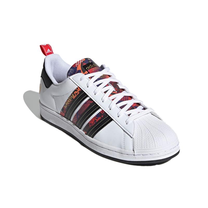 adidas Кроссовки Superstar 'Китайский Новый год Год Быка Белые' Q47184