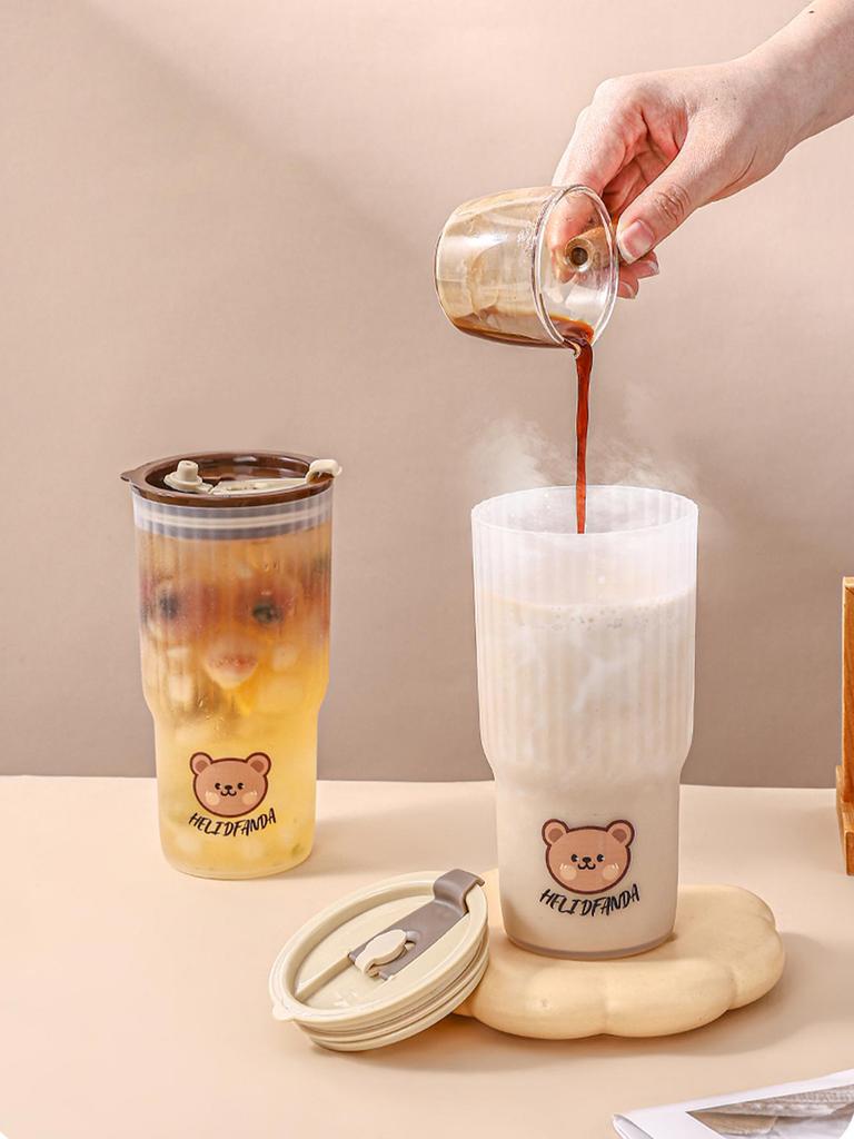 WORTHBUY Cute Bear Plastic Water Cup Large Capacity Water Bottle Travel Leak-proof Tumbler With Lid Portable Milk Coffee Cups