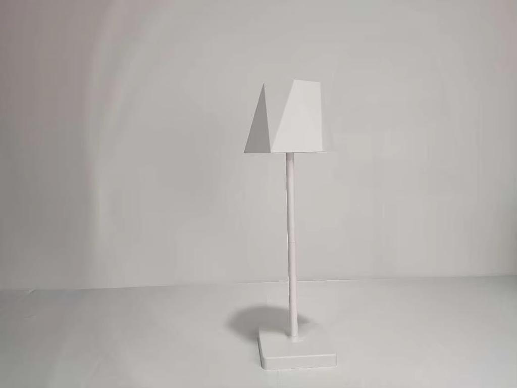 Скандинавская светодиодная настольная лампа, перезаряжаемая настольная лампа с сенсорной регулировкой яркости, ночник для улицы, водонепроницаемый, для патио, ресторана, бара, декоративное освещение