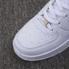 Маленькие белые туфли для пары, повседневные спортивные низкие кеды на четыре сезона, простые повседневные модные туфли на толстой подошве, обувь для скейтборда