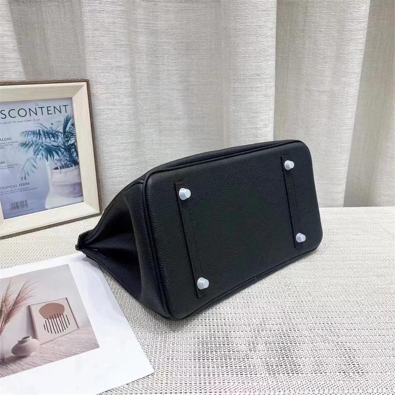 Сумка через плечо из коровьей кожи Togo с узором личи – Kelly Commuter Женская мода 2024