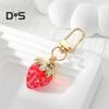 Девушка брелок клубника сердце форма шарм кулон брелок сумка брелок кошелек украшение автомобильный аксессуар