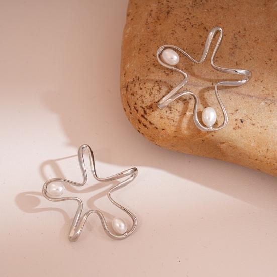 Серьги-гвоздики в виде морских звезд с искусственным жемчугом. Элегантные серьги-гвоздики для пляжа и побережья. Серьги в виде морских звезд подойдут для повседневной носки, вечеринок, свиданий и отпуска.