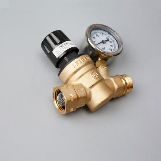 Клапан регулятора давления воды, латунный бессвинцовый регулируемый редуктор давления воды с манометром для